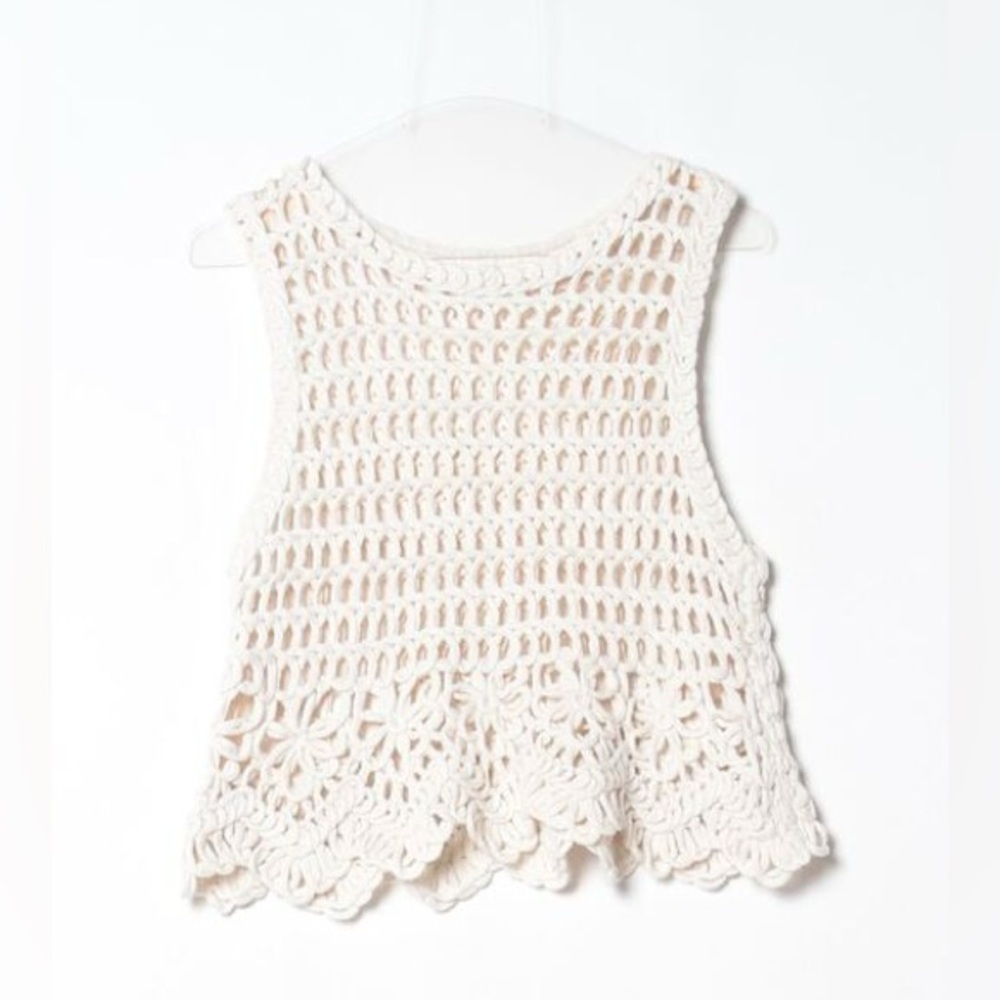 🆕 ULTRA PINK Sleeveless Knitted Top